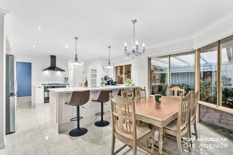 Photo - 35 Southpointe Crescent, Ballajura WA 6066 - Image 7