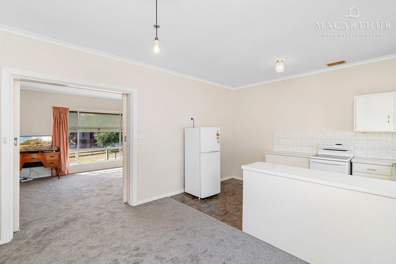 Photo - 35 Spring Street, Tarcutta NSW 2652 - Image 5