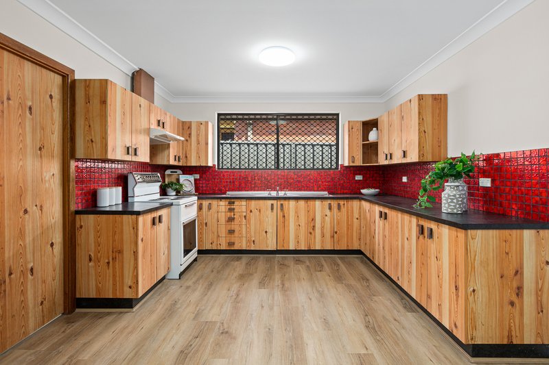 Photo - 35 Staples Street, Kingsgrove NSW 2208 - Image 4