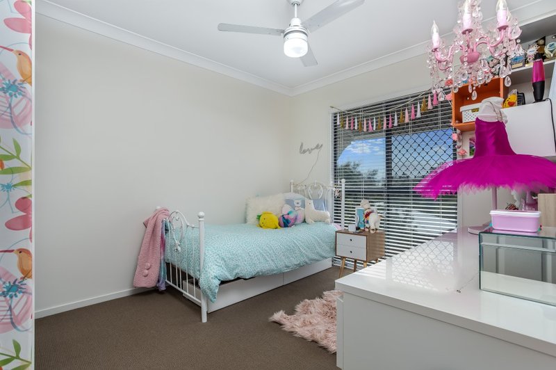 Photo - 35 Stark Drive, Narangba QLD 4504 - Image 13