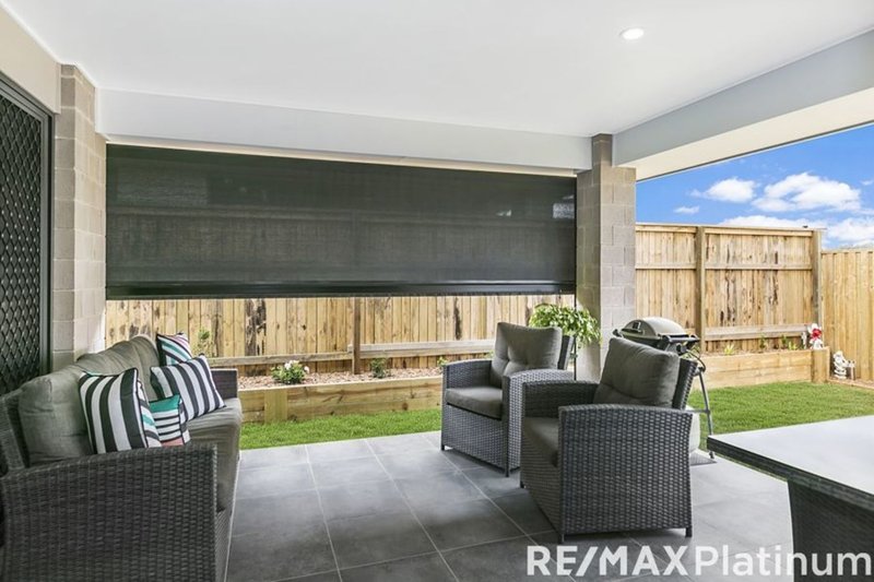 Photo - 35 Stately Crescent, Narangba QLD 4504 - Image 9