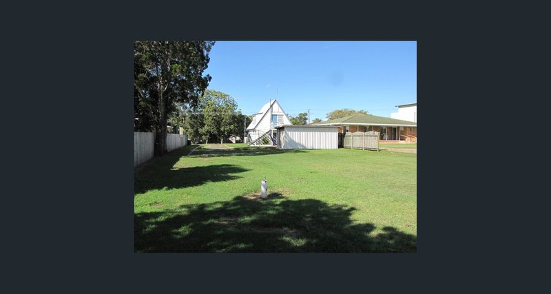 Photo - 35 Stephenson Street, Pialba QLD 4655 - Image 6