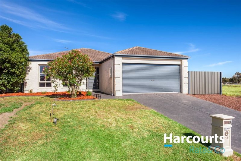 35 Stillman Drive, Mill Park VIC 3082