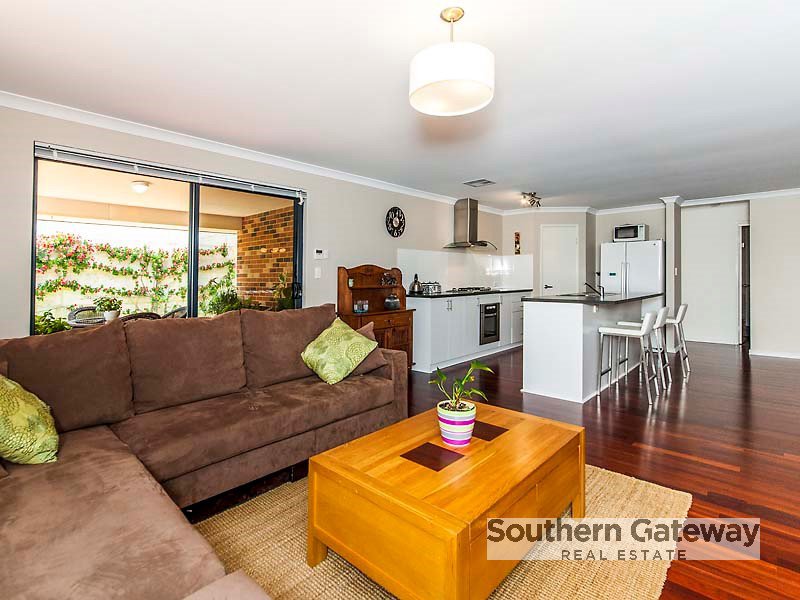 Photo - 35 Stokesay Street, Orelia WA 6167 - Image 33