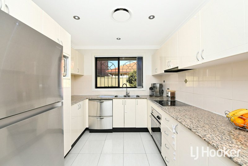 Photo - 3/5 Strickland Street, Bass Hill NSW 2197 - Image 3