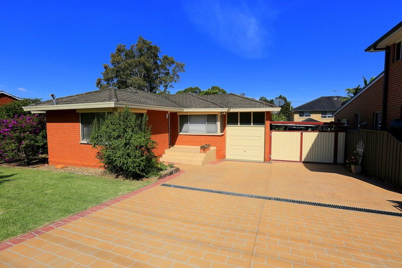 35 Sturt Avenue, Georges Hall NSW 2198