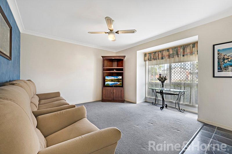 Photo - 35 Sturt Street, Morayfield QLD 4506 - Image 3