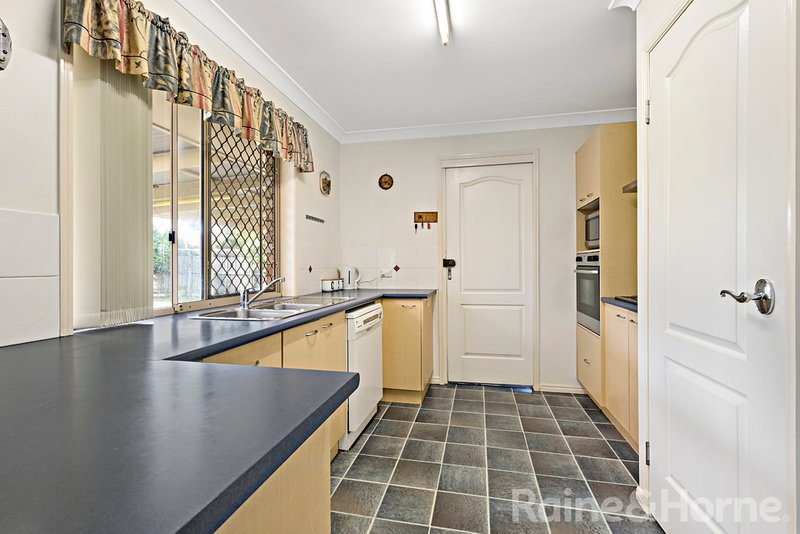 Photo - 35 Sturt Street, Morayfield QLD 4506 - Image 5