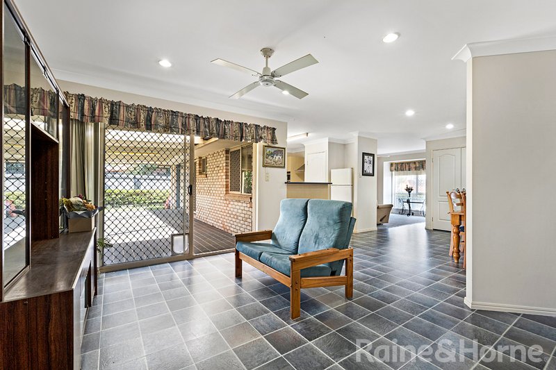 Photo - 35 Sturt Street, Morayfield QLD 4506 - Image 6