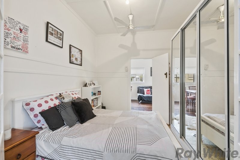 Photo - 35 Summer Street, Deception Bay QLD 4508 - Image 3