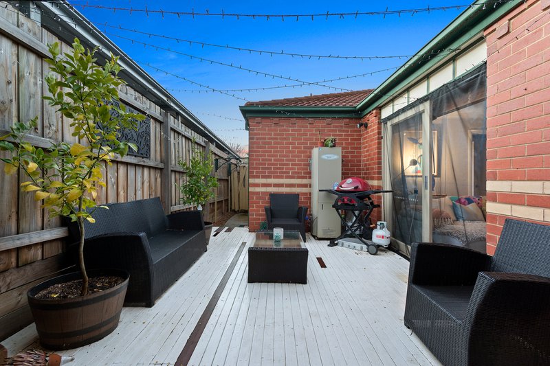 Photo - 3/5 Sunray Avenue, Cheltenham VIC 3192 - Image 5