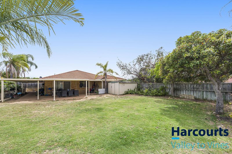 Photo - 35 Sunray Circle, Ellenbrook WA 6069 - Image 2