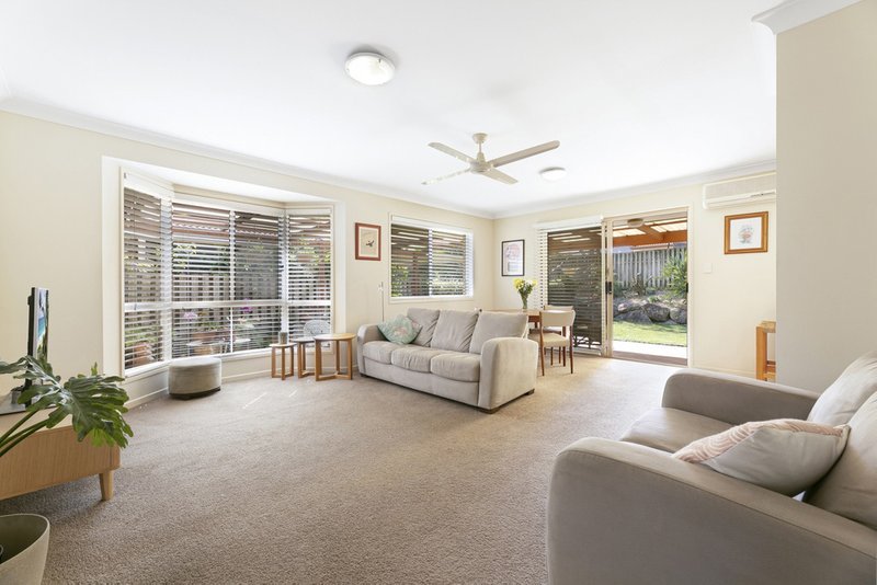 Photo - 35 Swanton Drive, Mudgeeraba QLD 4213 - Image 4