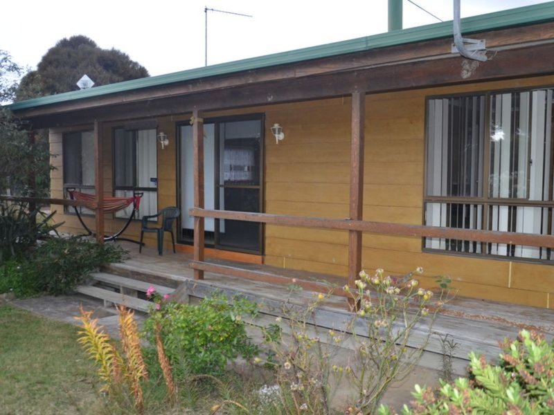 Photo - 35 Swanwick Drive, Coles Bay TAS 7215 - Image 1