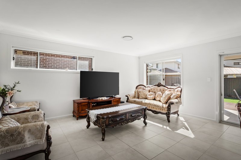 Photo - 35 Swordfish Street, Schofields NSW 2762 - Image 2