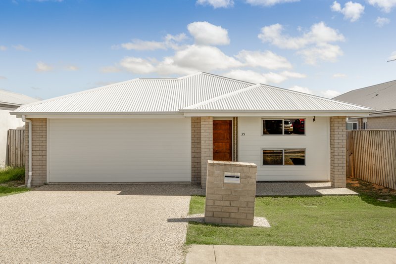 Photo - 35 Tallowwood Boulevard, Cotswold Hills QLD 4350 - Image 1
