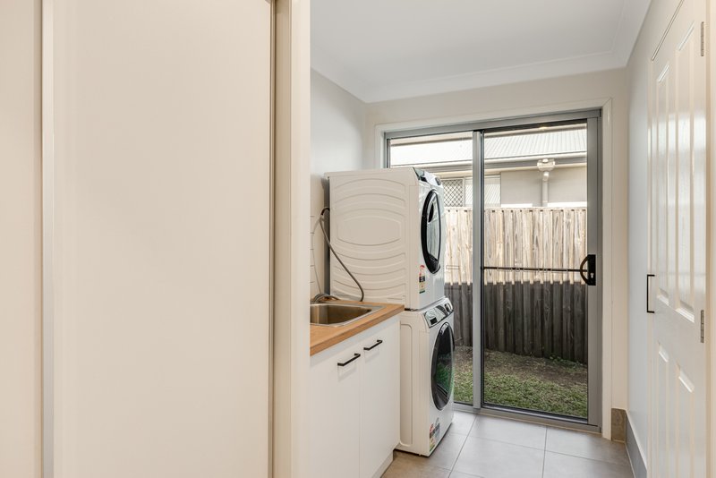 Photo - 35 Tallowwood Boulevard, Cotswold Hills QLD 4350 - Image 13