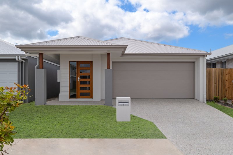 35 Tamborine Crescent, Banya QLD 4551