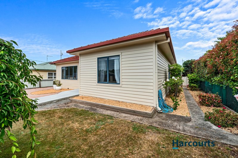 Photo - 35 Tasman Street, Devonport TAS 7310 - Image 3