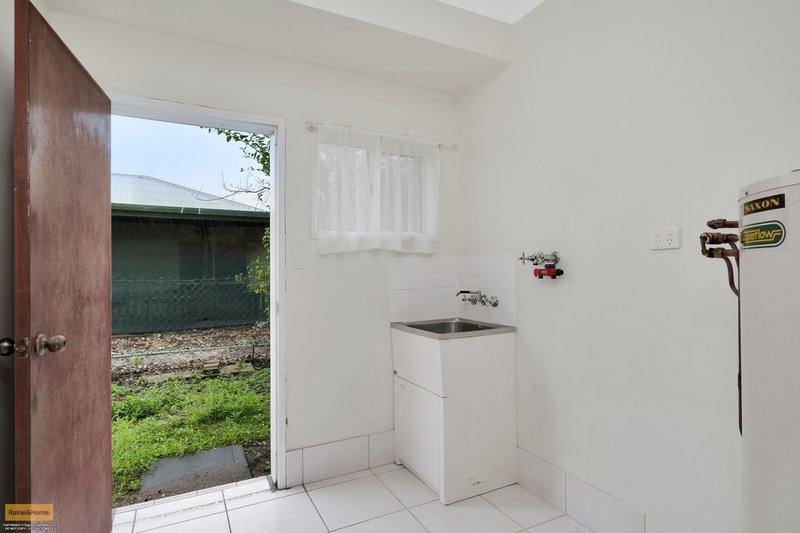 Photo - 35 Taylor Street, Kurrimine Beach QLD 4871 - Image 17