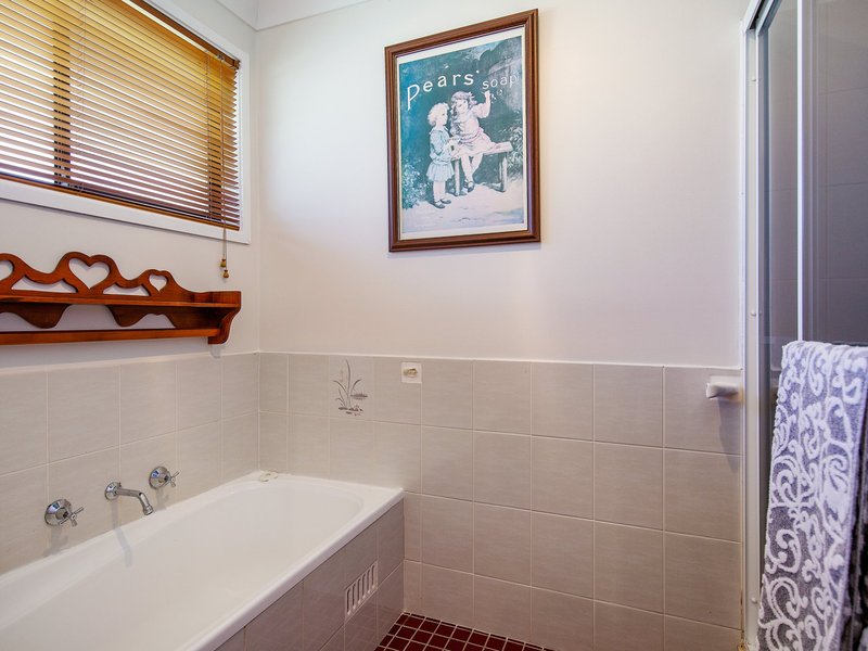 Photo - 35 Terence Avenue, Lake Munmorah NSW 2259 - Image 13