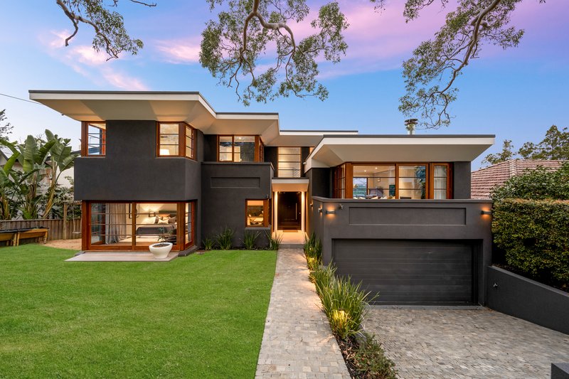 35 The Battlement , Castlecrag NSW 2068