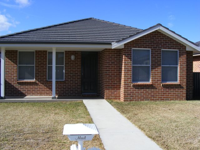 Photo - 35 The Heights, Tamworth NSW 2340 - Image