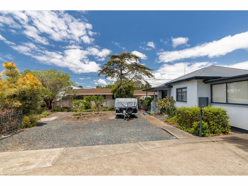 35 The Lakes Way, Forster NSW 2428