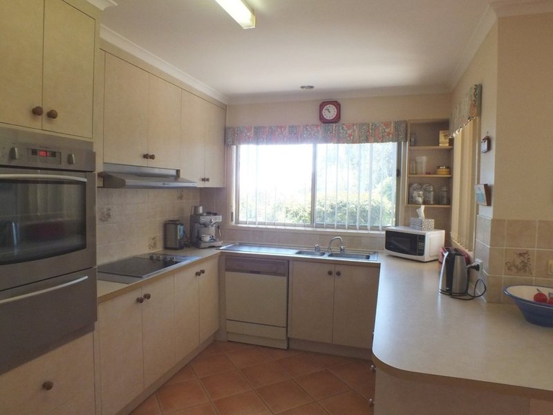 Photo - 35 Thompson Drive, Tathra NSW 2550 - Image 6