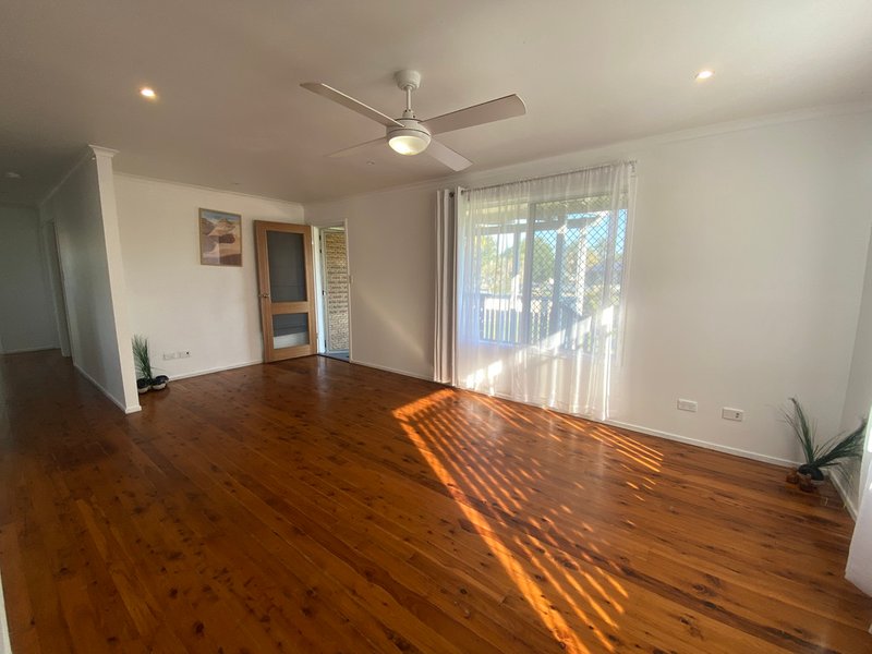 Photo - 35 Thompson Street, Deception Bay QLD 4508 - Image 2