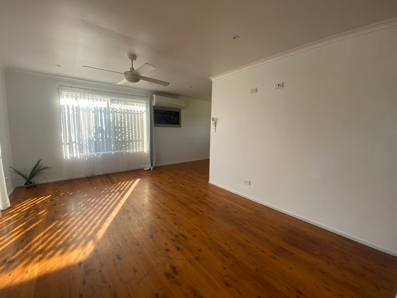 Photo - 35 Thompson Street, Deception Bay QLD 4508 - Image 3