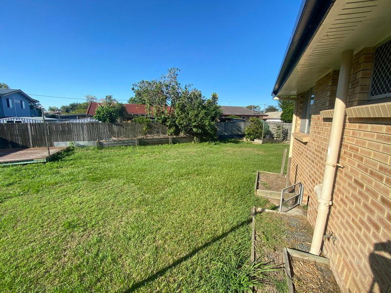 Photo - 35 Thompson Street, Deception Bay QLD 4508 - Image 8