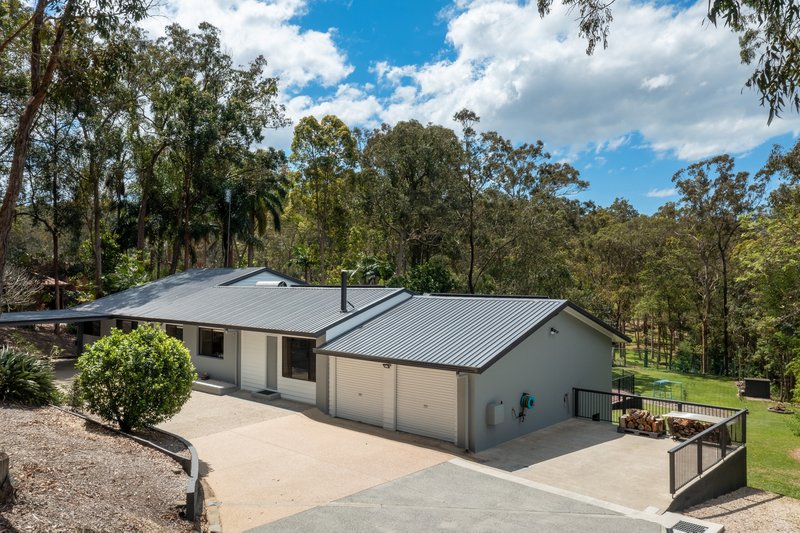 Photo - 35 Thredbo Drive, Worongary QLD 4213 - Image 10