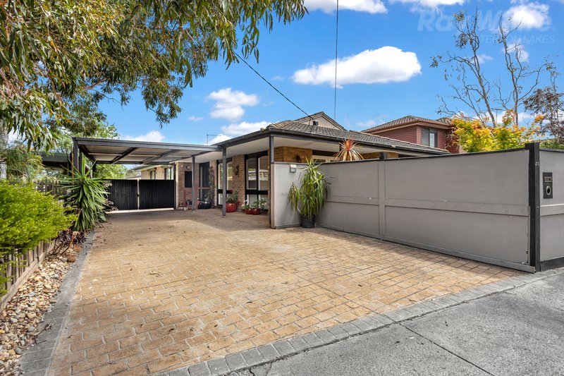 Photo - 35 Ti-Tree Crescent, Seaford VIC 3198 - Image 4