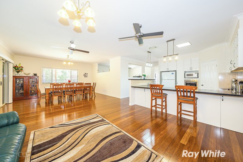 Photo - 35 Tilia Court, Bongaree QLD 4507 - Image 5