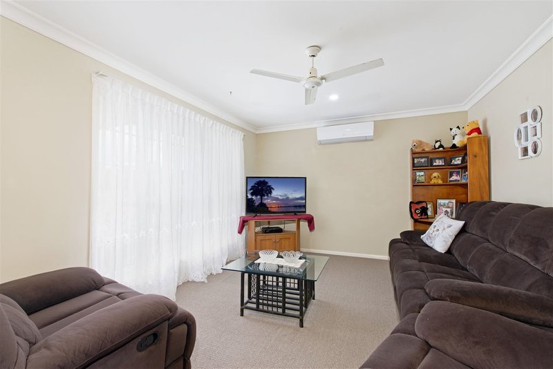 Photo - 35 Timbertown Crescent, Wauchope NSW 2446 - Image 2