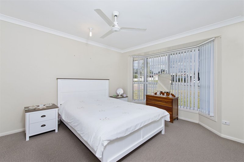 Photo - 35 Timbertown Crescent, Wauchope NSW 2446 - Image 6