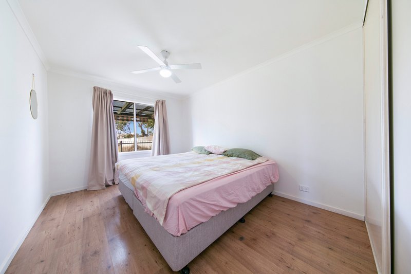 Photo - 35 Tiver Road, Evanston South SA 5116 - Image 4