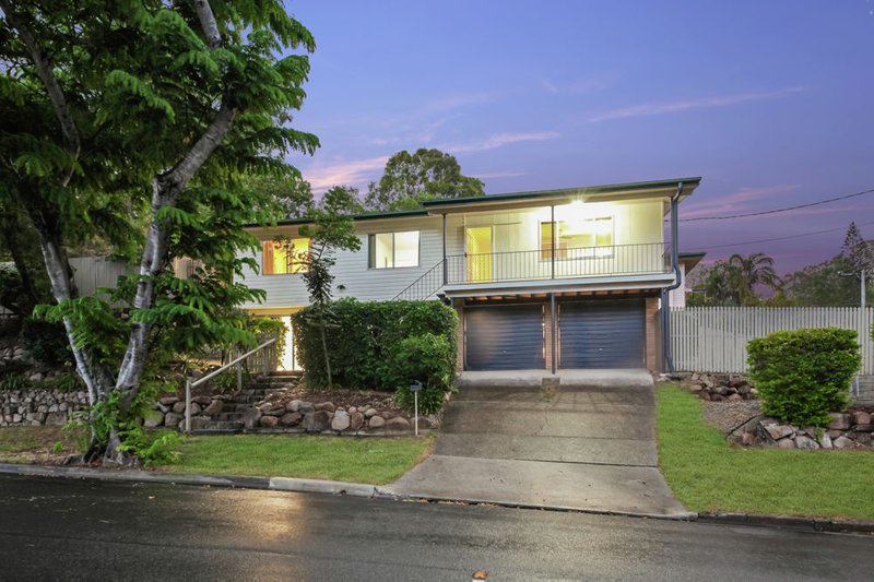 35 Tombondan Crescent, Ferny Hills QLD 4055