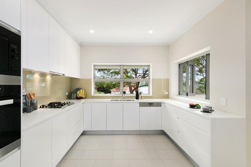 Photo - 3/5 Trevor Road, Newport NSW 2106 - Image 5