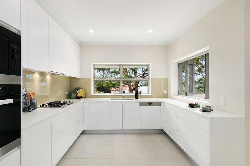 Photo - 3/5 Trevor Road, Newport NSW 2106 - Image 4