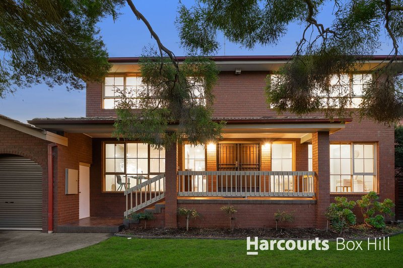 35 Tullamore Avenue, Doncaster VIC 3108