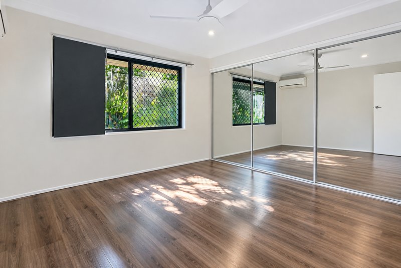 Photo - 35 Van Dieman Crescent, Springwood QLD 4127 - Image 3