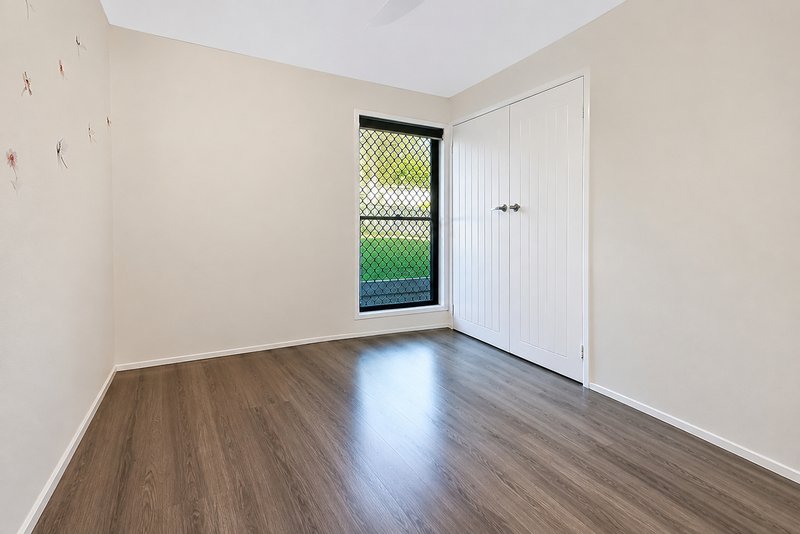 Photo - 35 Van Dieman Crescent, Springwood QLD 4127 - Image 8