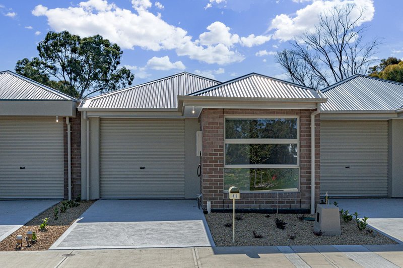 35 Victoria Way, Mansfield Park SA 5012