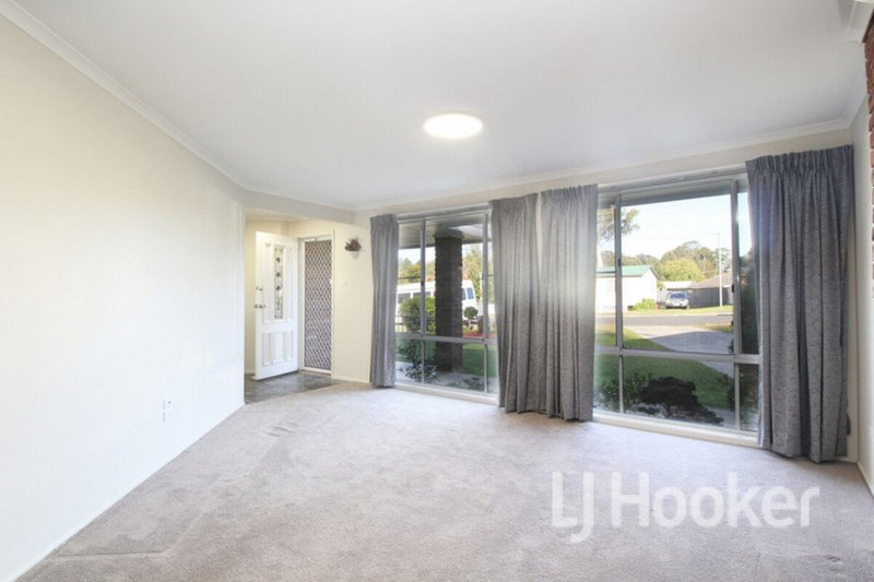 Photo - 35 Vost Drive, Sanctuary Point NSW 2540 - Image 3