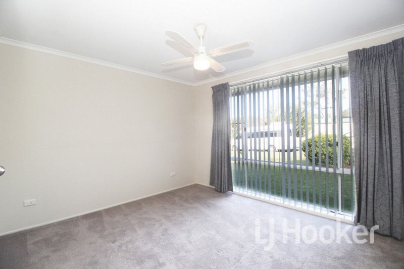 Photo - 35 Vost Drive, Sanctuary Point NSW 2540 - Image 6