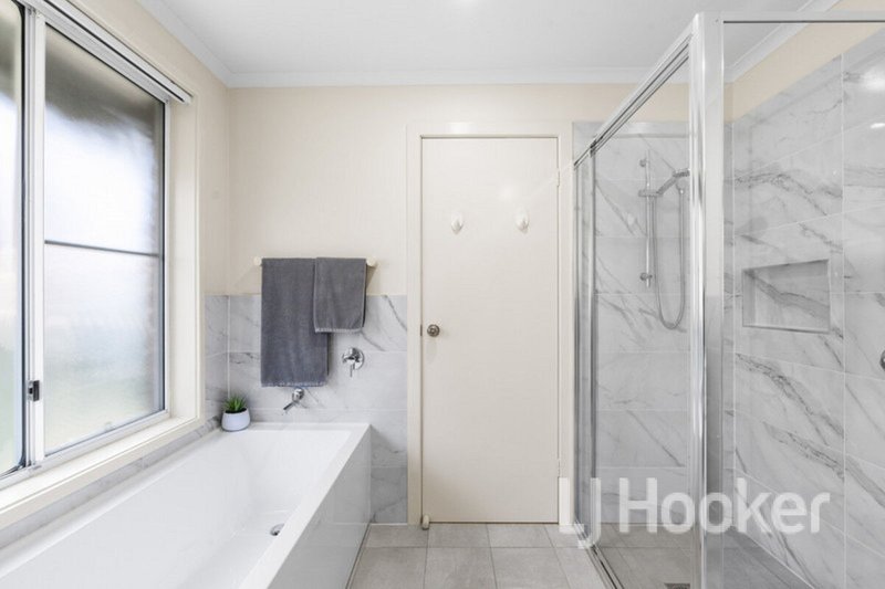 Photo - 35 Vost Drive, Sanctuary Point NSW 2540 - Image 10