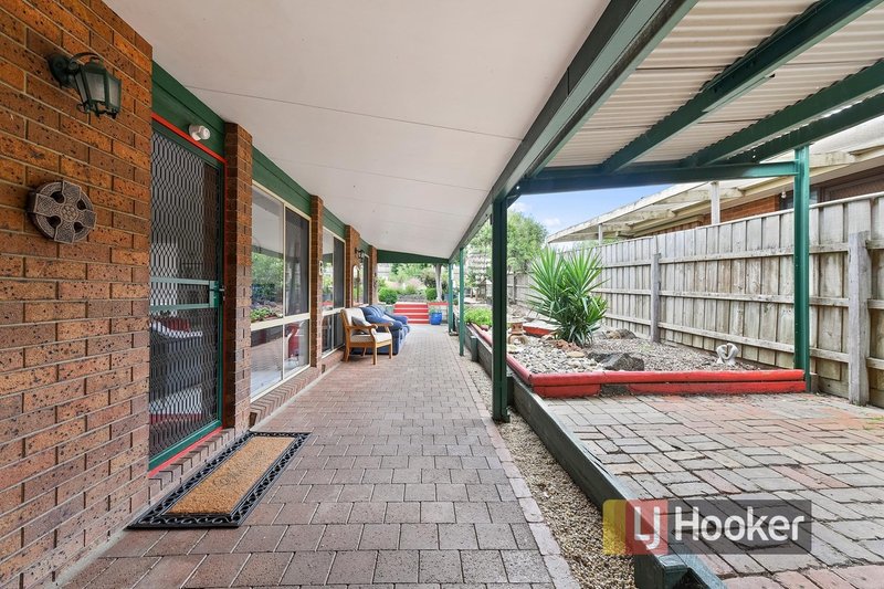 Photo - 35 Warana Drive, Hampton Park VIC 3976 - Image 11