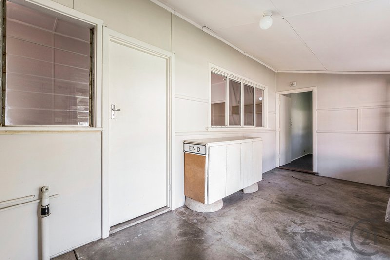 Photo - 35 Ward Street, Mandurah WA 6210 - Image 4